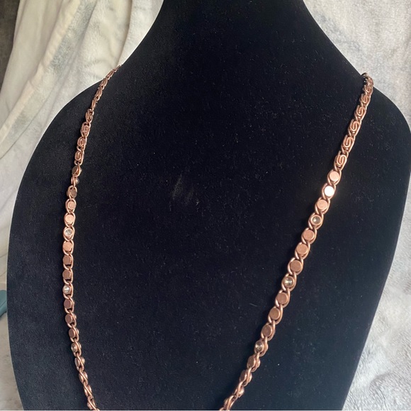 Jessica Simpson Copper Quartz Necklace - Picture 3 of 7